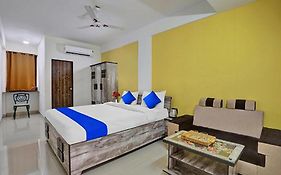Fabhotel Relax