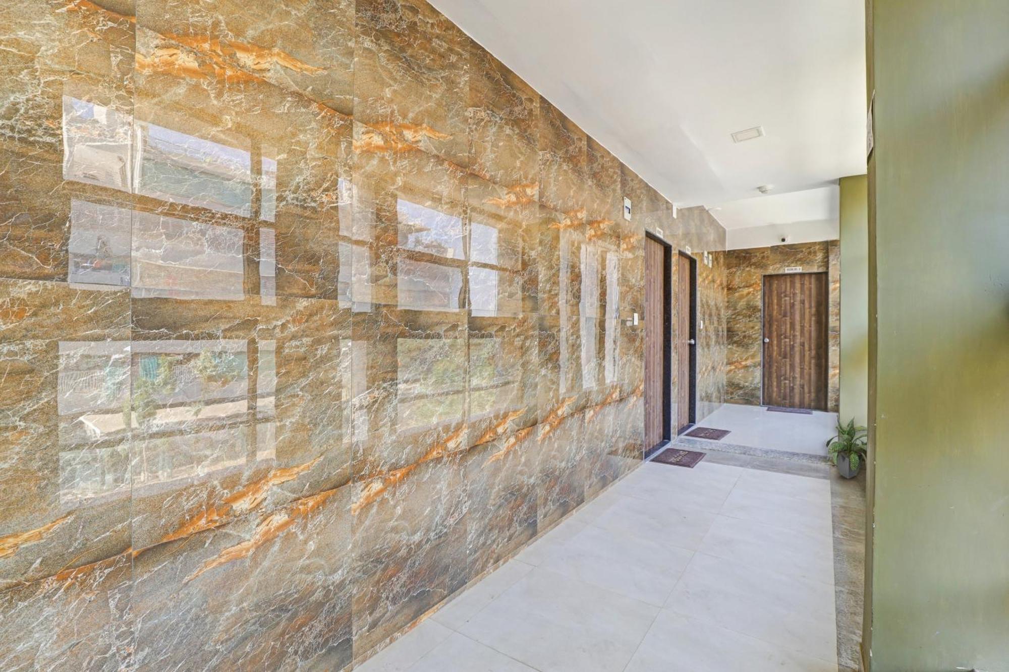 Fabhotel Relax Gandhinagar Exterior photo