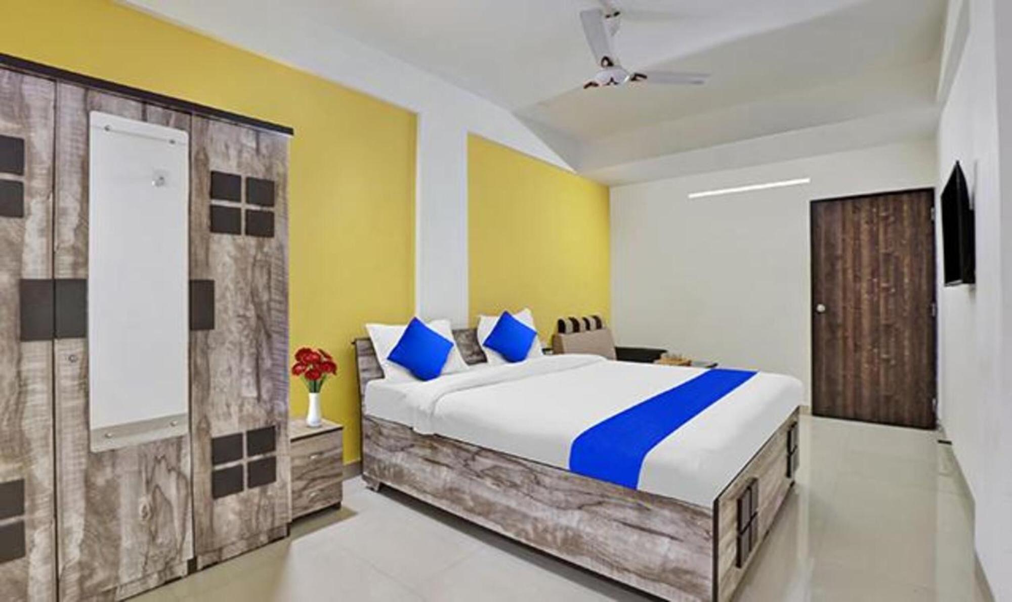 Fabhotel Relax Gandhinagar Exterior photo