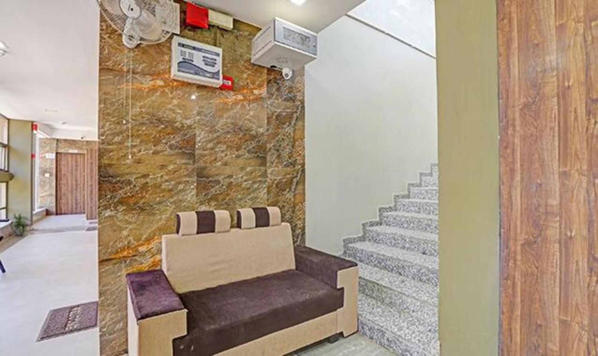 Fabhotel Relax Gandhinagar Exterior photo