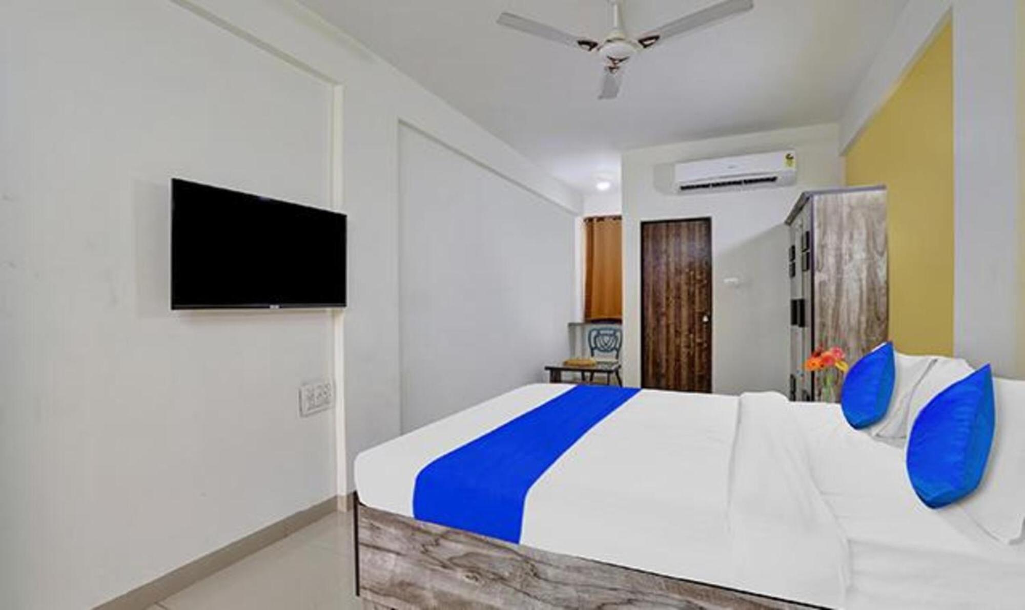 Fabhotel Relax Gandhinagar Exterior photo